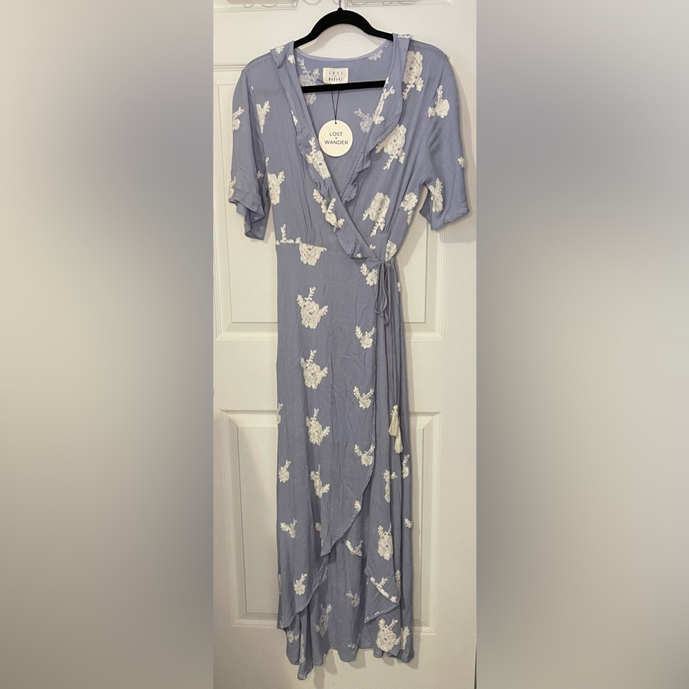 💃 LOST + WANDER Blue Maxi Wrap White Embroidery Floral Boho  Dress Size M